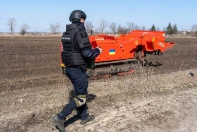 Точність до 70%: Reuters розповів, як дрони та ШІ допомагають розміновувати Україну