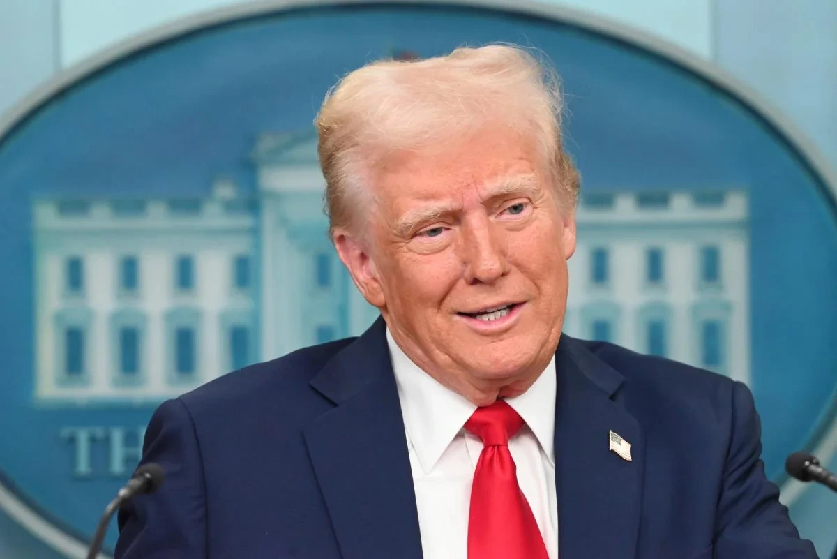 Дурні люди хотіли, щоб я запровадив санкції проти Росії, - Трамп