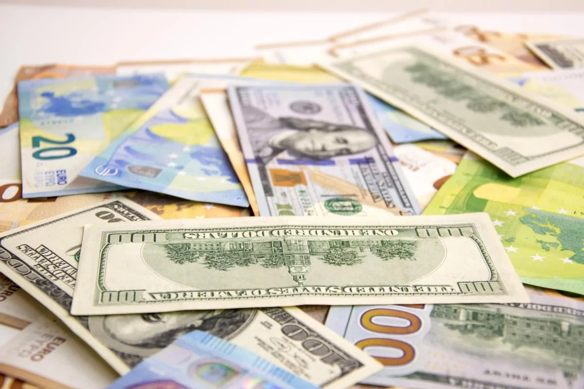 Курс долара та євро в Україні сьогодні: скільки коштує валюта 11 жовтня
